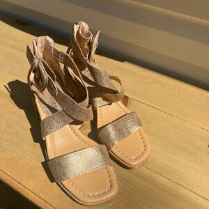 DONALD PLINER Women Helen Light Bronze Casual In Gold 8.5M